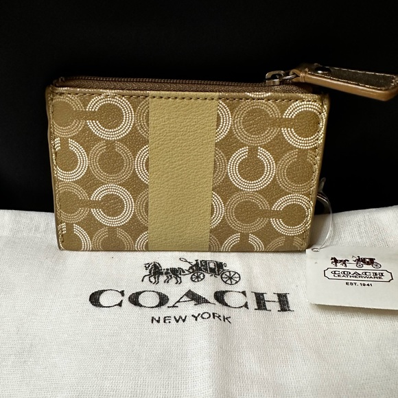 New Coach Authentic Logo Khaki Card/Coin MiniSkinny Carrier w/Attached Key Chain - Picture 2 of 8
